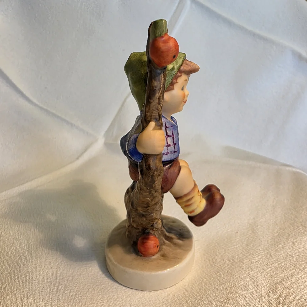 Vintage Goebel Hummel Apple Tree Boy Figurine Herbst TMK 6 Model 142 3/0